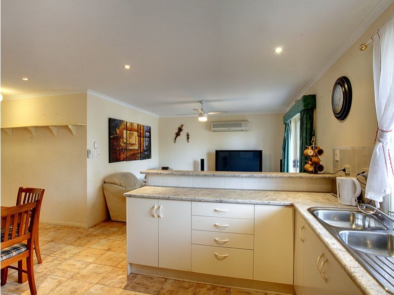 1 Swinton Close, Christie Downs SA 5164