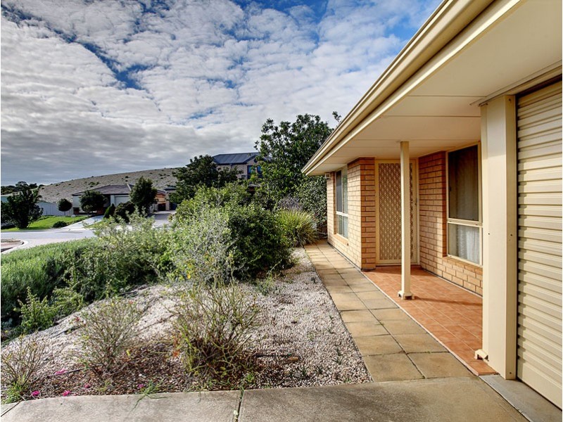 1 Swinton Close, Christie Downs SA 5164