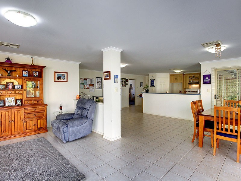 15 George Francis Drive, Mount Compass SA 5210