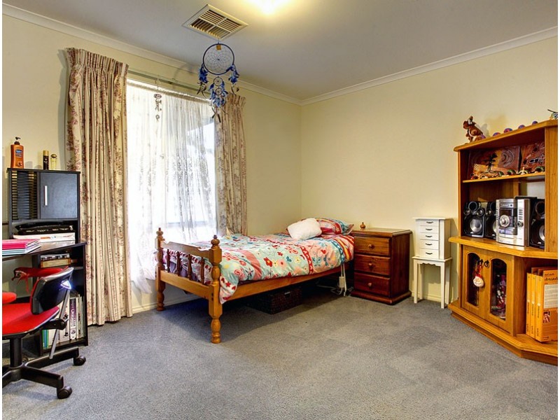 15 George Francis Drive, Mount Compass SA 5210