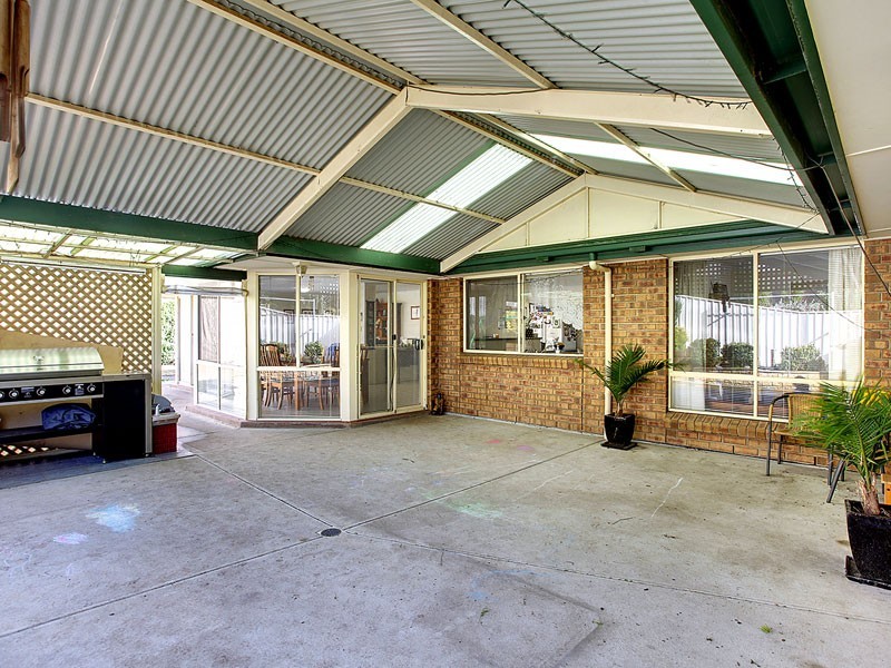 15 George Francis Drive, Mount Compass SA 5210