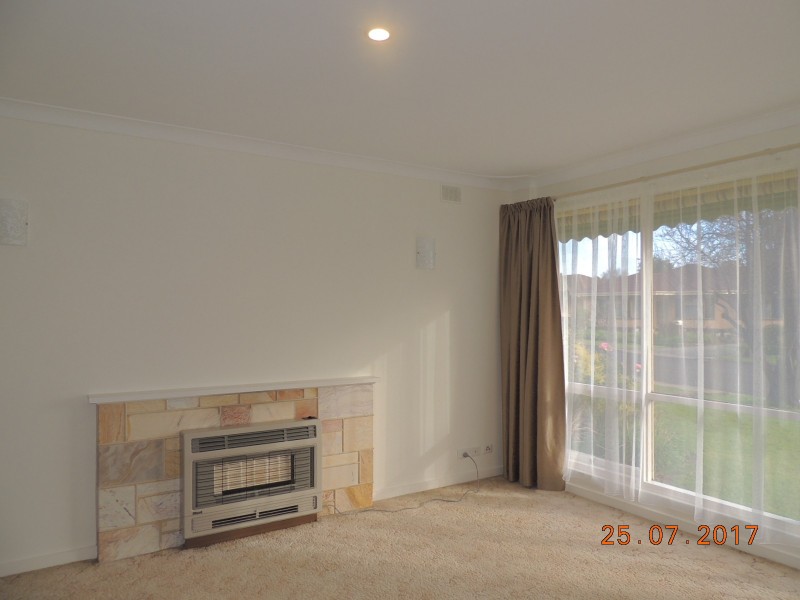 40 Salisbury Avenue, Morphett Vale SA 5162