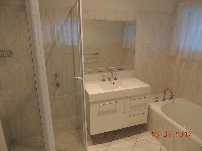 40 Salisbury Avenue, Morphett Vale SA 5162