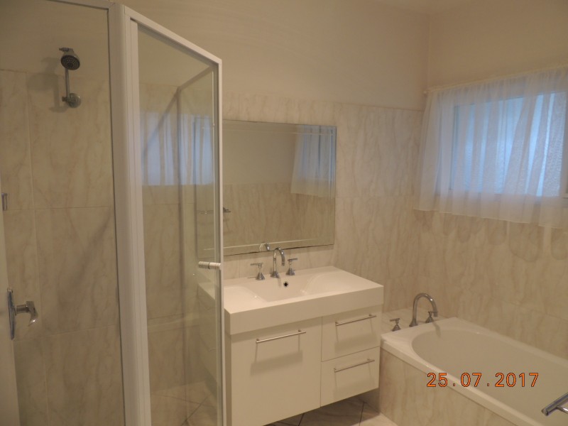 40 Salisbury Avenue, Morphett Vale SA 5162