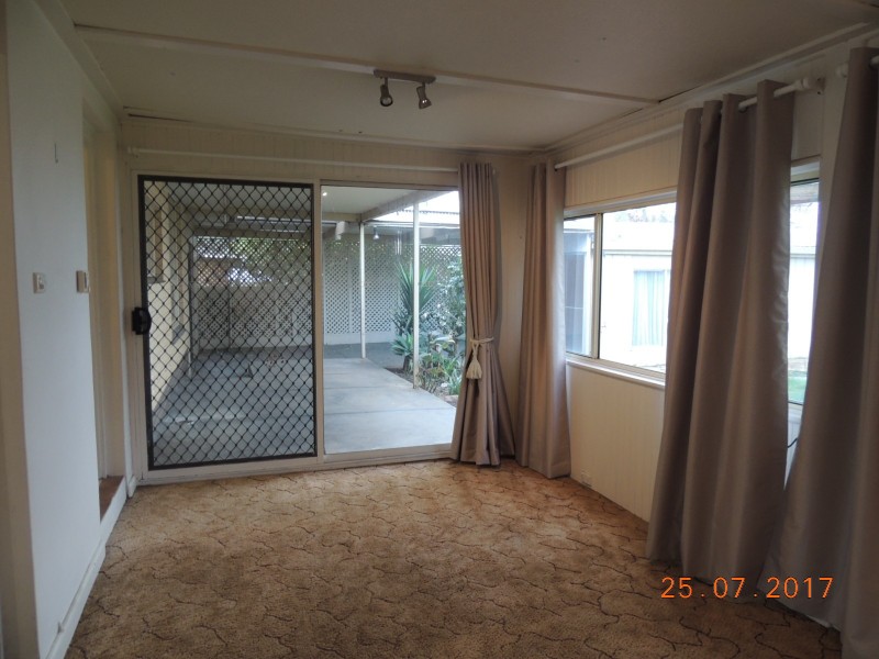 40 Salisbury Avenue, Morphett Vale SA 5162