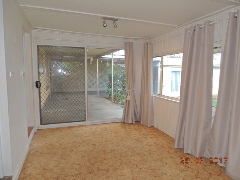 40 Salisbury Avenue, Morphett Vale SA 5162