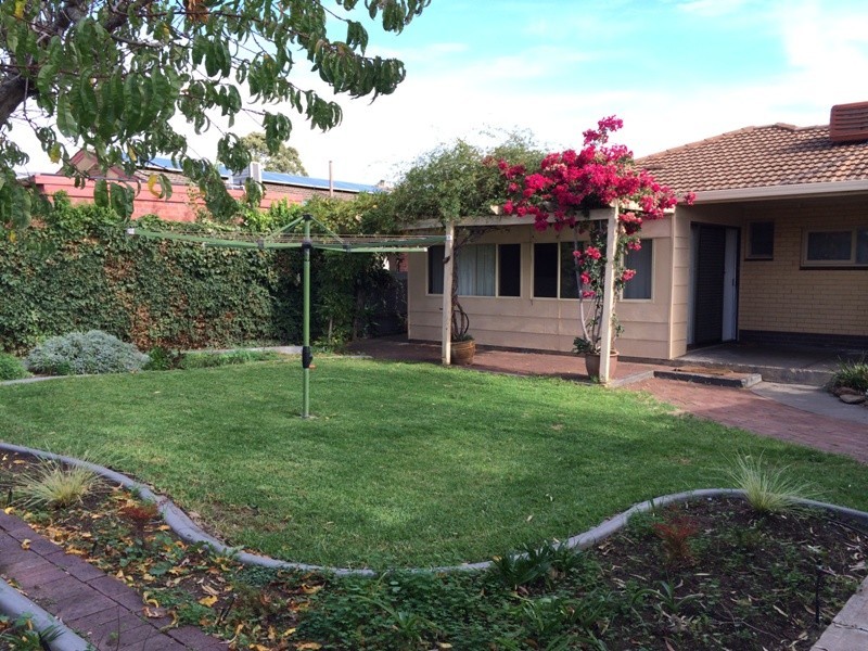 40 Salisbury Avenue, Morphett Vale SA 5162