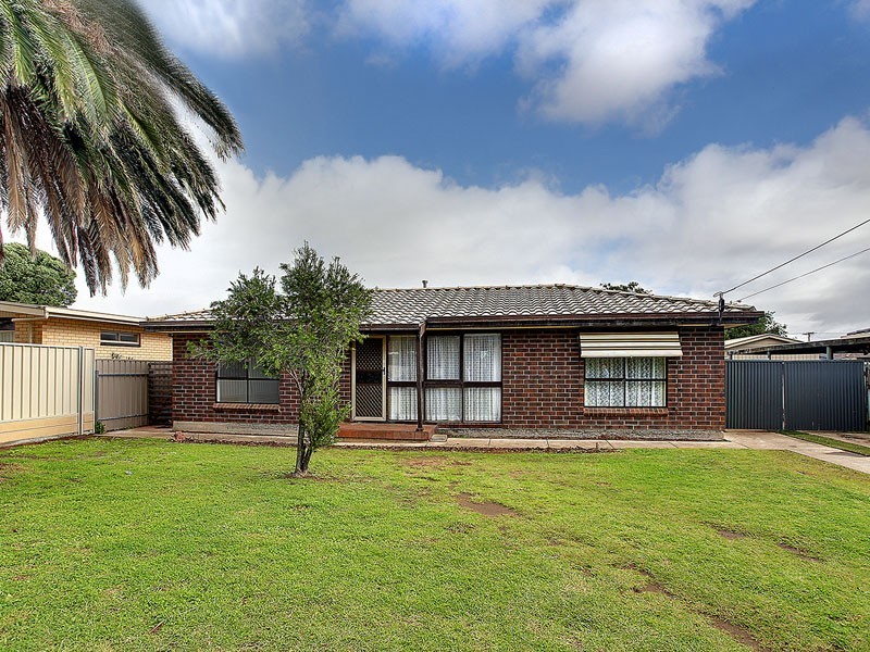 55 Kalgoorlie Avenue, Port Noarlunga South SA 5167