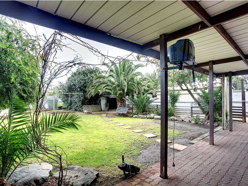 55 Kalgoorlie Avenue, Port Noarlunga South SA 5167