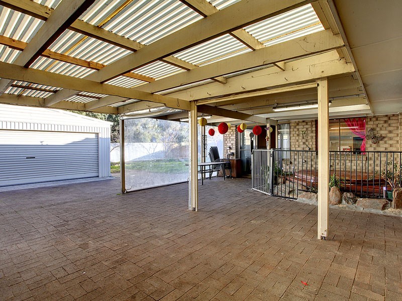 12 Macquarie Street, Moana SA 5169