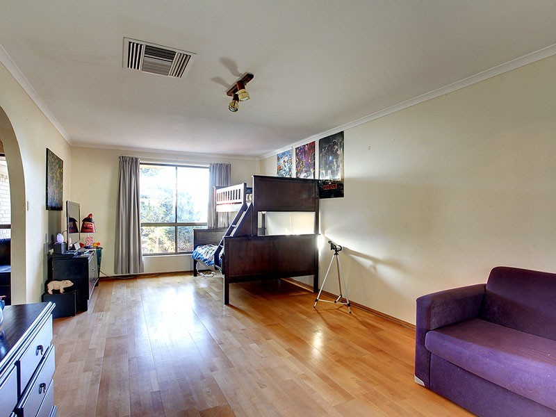 12 Macquarie Street, Moana SA 5169