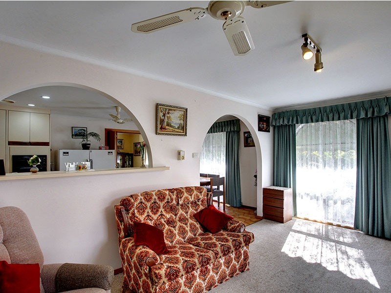 1 Merinda Court, Morphett Vale SA 5162