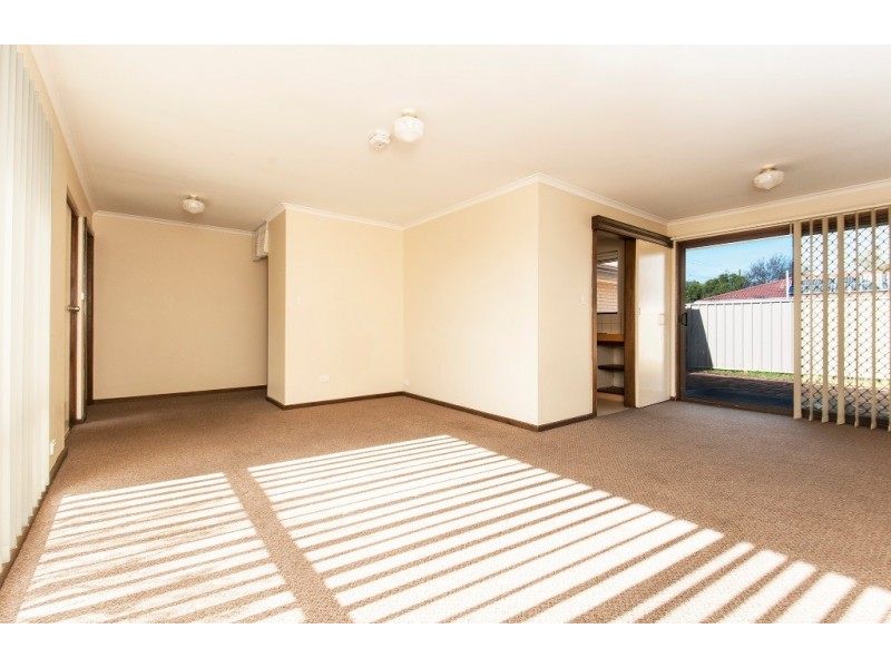 28 Acacia Road, Morphett Vale SA 5162