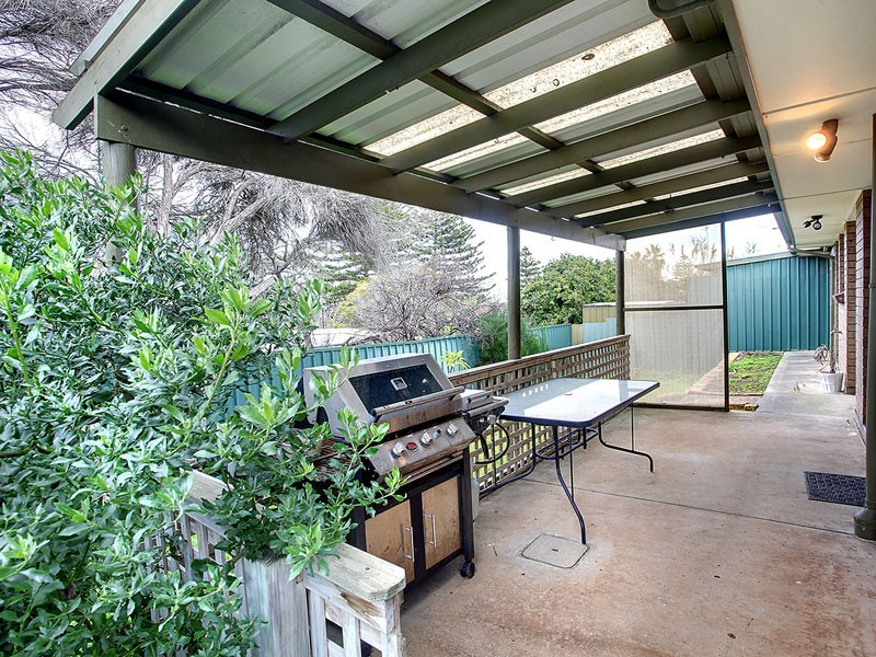 Unit 1, 439 Commercial Road, Moana SA 5169