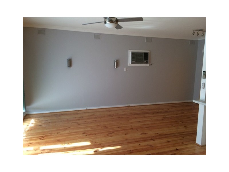 8 Bruce St, Morphett Vale SA 5162