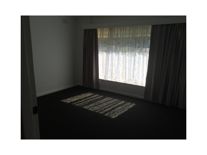 8 Bruce St, Morphett Vale SA 5162