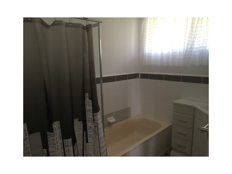 8 Bruce St, Morphett Vale SA 5162