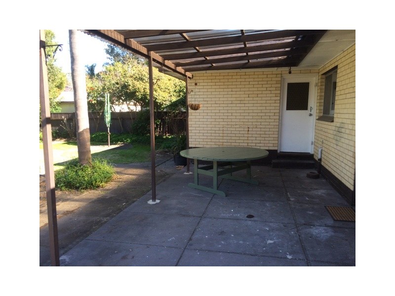 8 Bruce St, Morphett Vale SA 5162