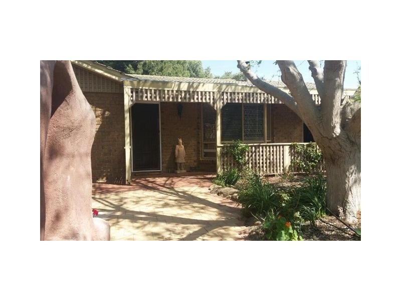 4 Semmens Road, Mclaren Vale SA 5171