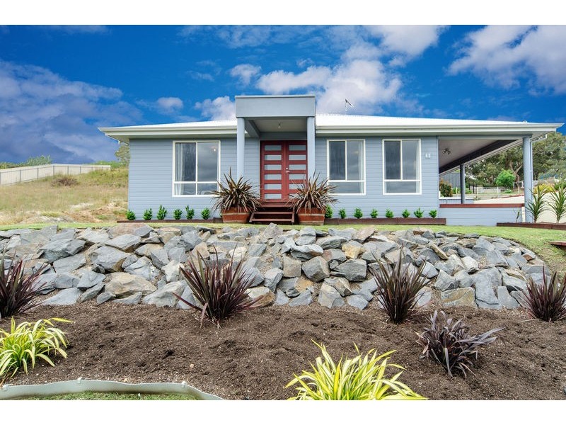 82 George Francis Drive, Mount Compass SA 5210