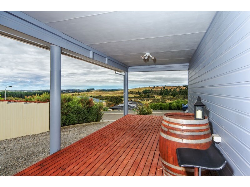 82 George Francis Drive, Mount Compass SA 5210