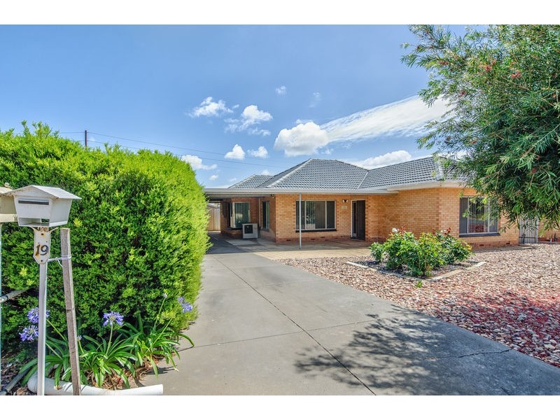 19 Graham Avenue, Hackham SA 5163