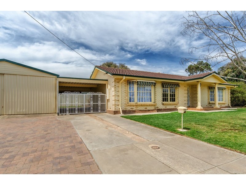 28 Trim Crescent, Old Noarlunga SA 5168