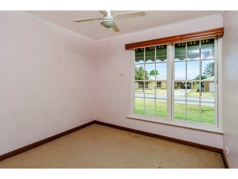 28 Trim Crescent, Old Noarlunga SA 5168