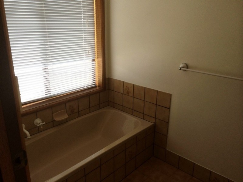 4 Cole Court, Morphett Vale SA 5162