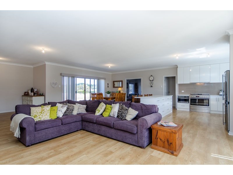 8 Swift Grove, Mclaren Flat SA 5171