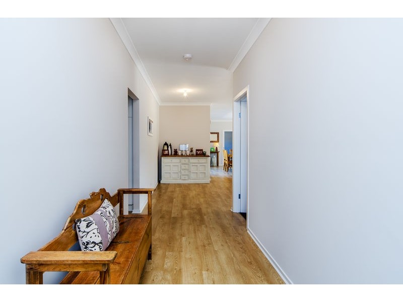 8 Swift Grove, Mclaren Flat SA 5171
