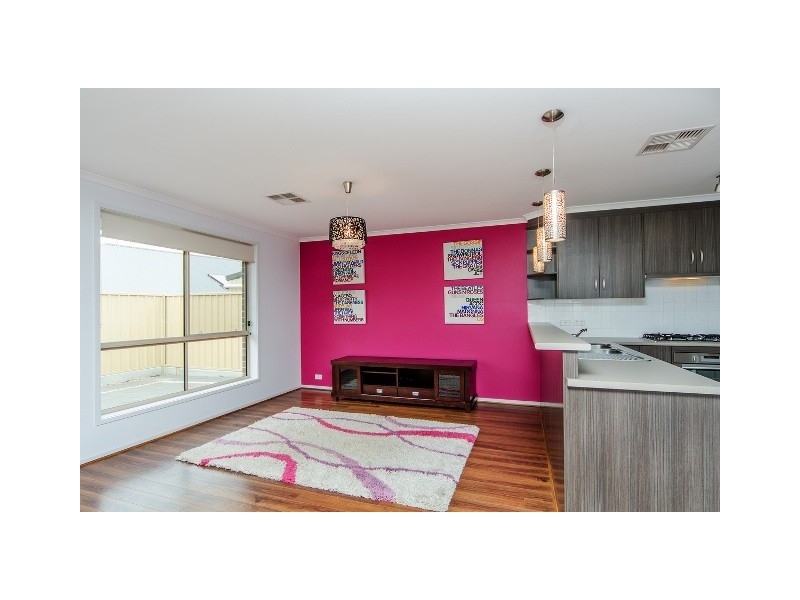 22 Pinkgum Ave, Aldinga Beach SA 5173