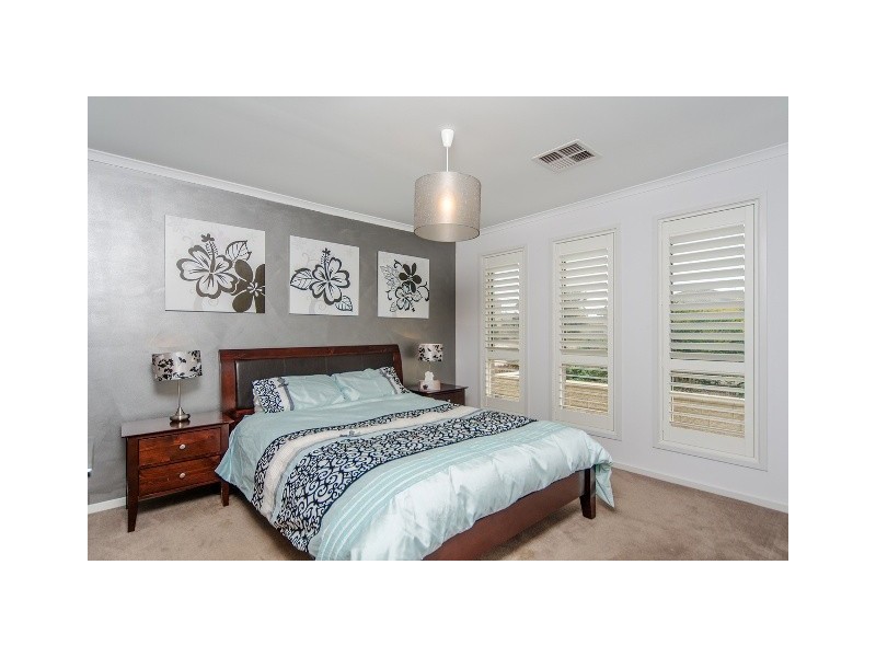22 Pinkgum Ave, Aldinga Beach SA 5173