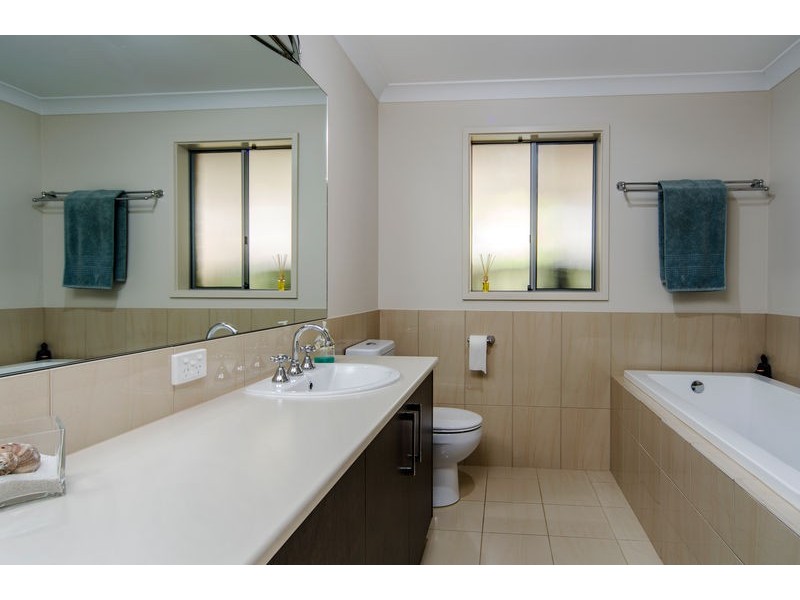 2 Clive Street, Morphett Vale SA 5162