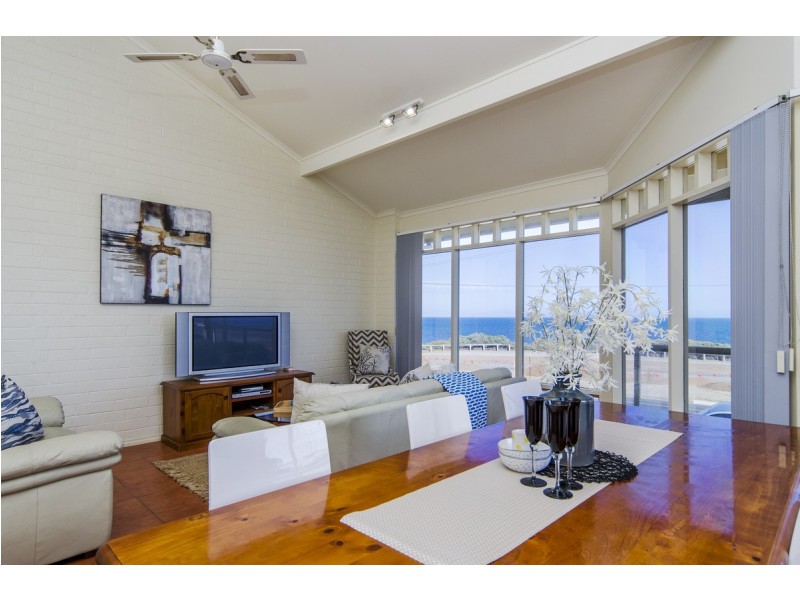 1/116 Esplanade, Aldinga Beach SA 5173