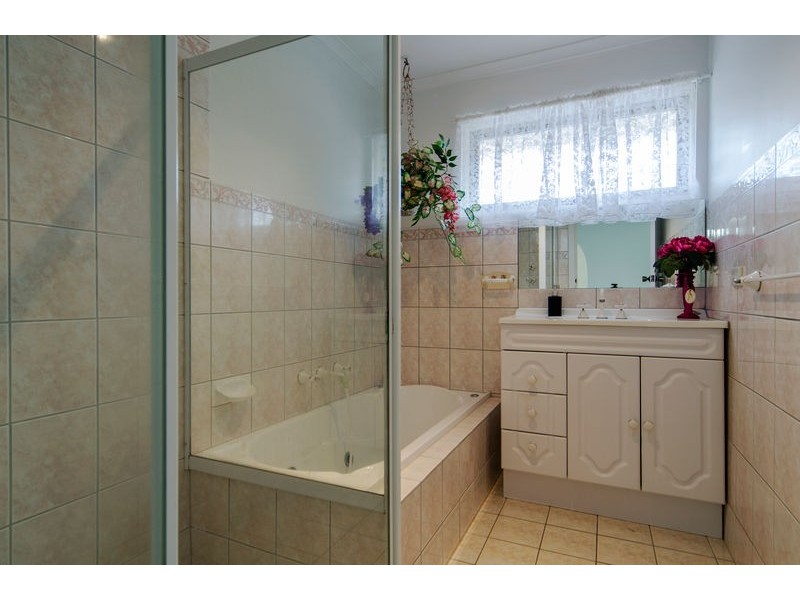 12 Karalee Grove, Reynella SA 5161