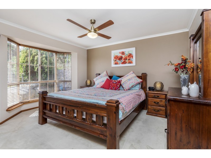 16 Pinto Court, Woodcroft SA 5162