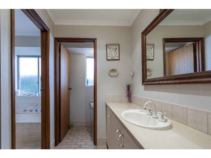 16 Pinto Court, Woodcroft SA 5162