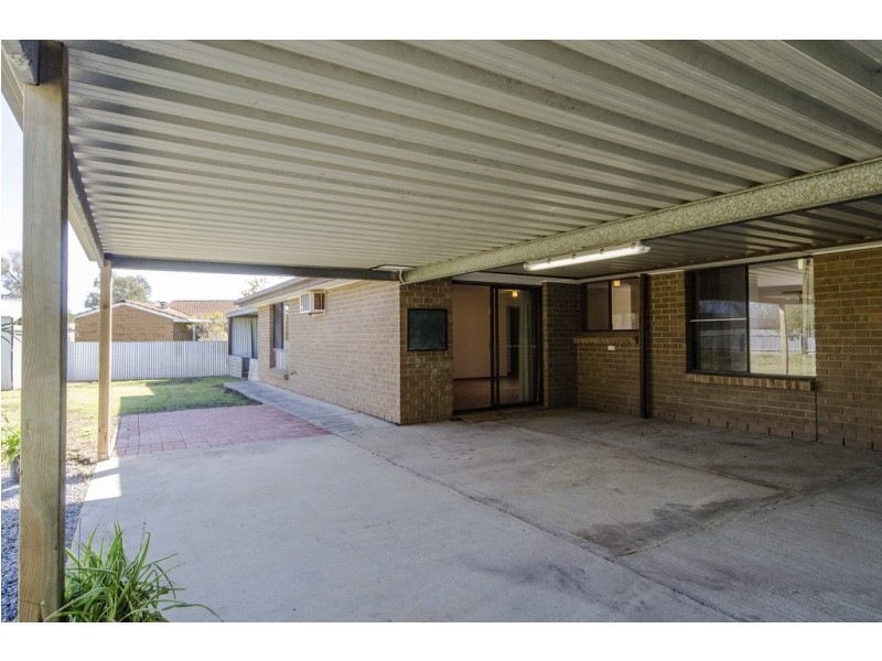 14 Cimaron Close, Morphett Vale SA 5162