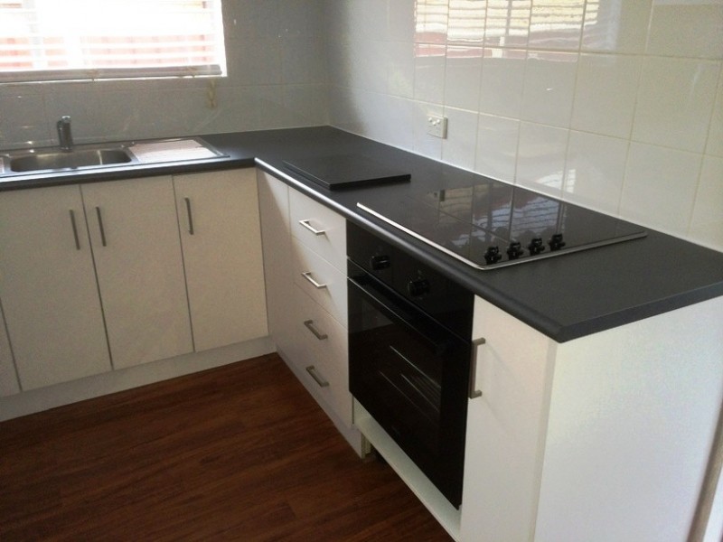 8 Richards Rd, Morphett Vale SA 5162