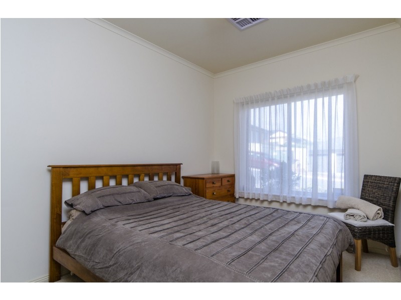 122 Grand Boulevard, Seaford Rise SA 5169