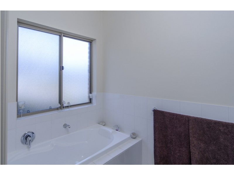 122 Grand Boulevard, Seaford Rise SA 5169