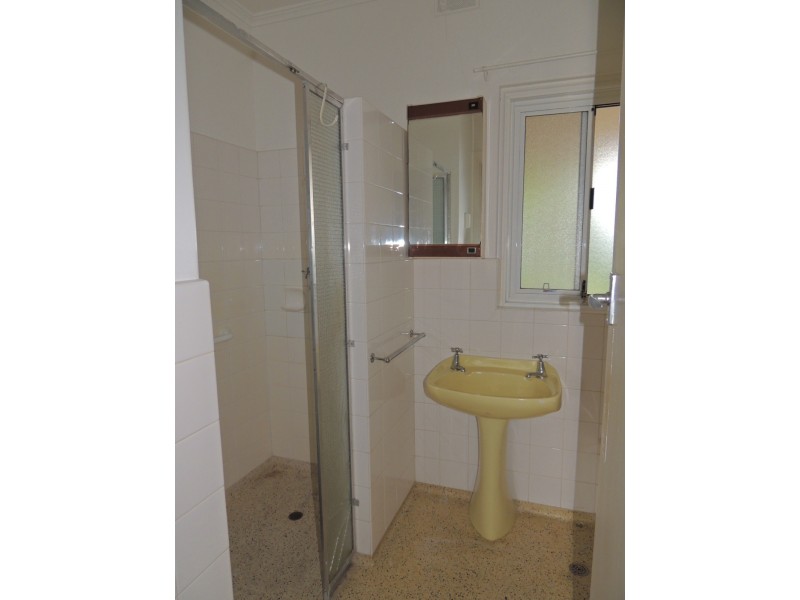 36 Eden Avenue, Bellevue Heights SA 5050