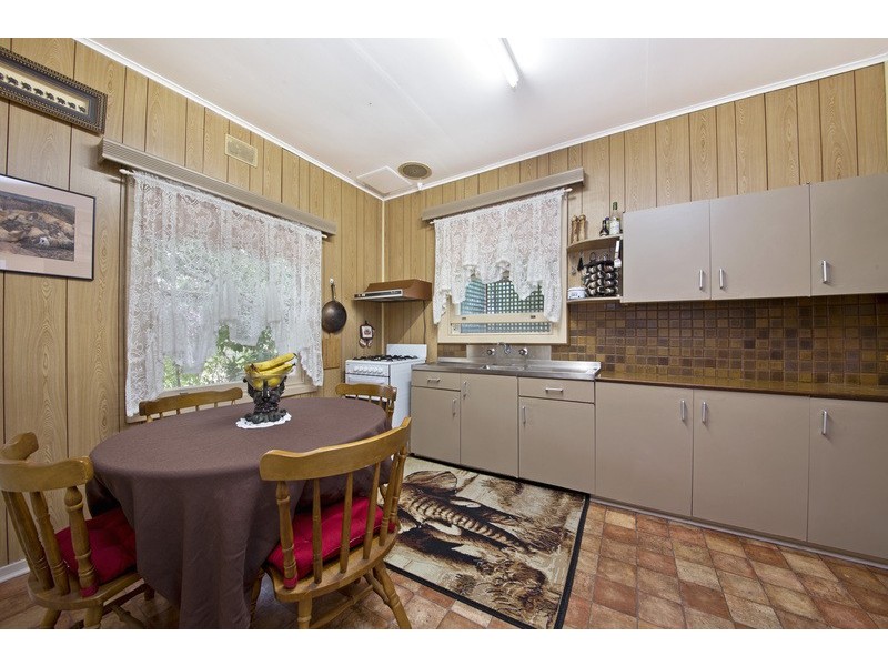 6 Milbank Ave, Gilles Plains SA 5086