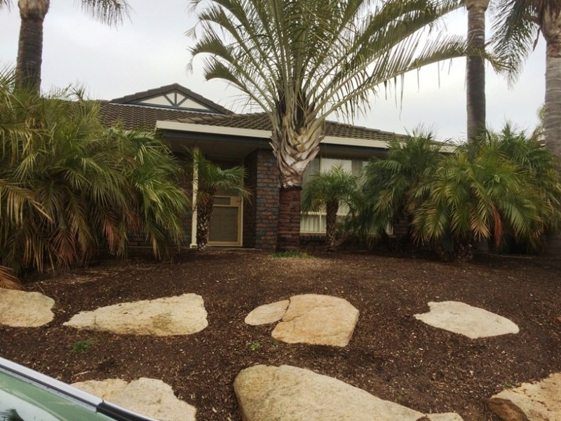 4 Gale Court, Morphett Vale SA 5162