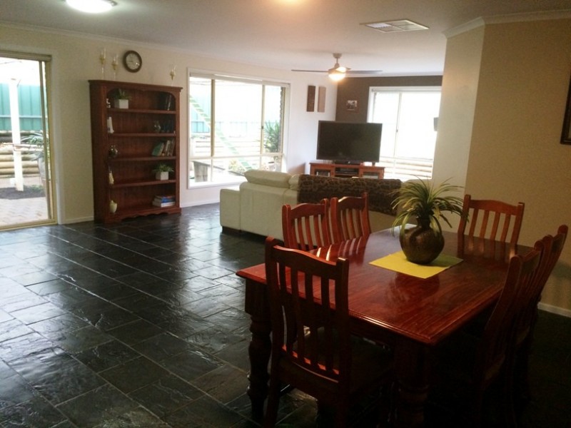 4 Gale Court, Morphett Vale SA 5162