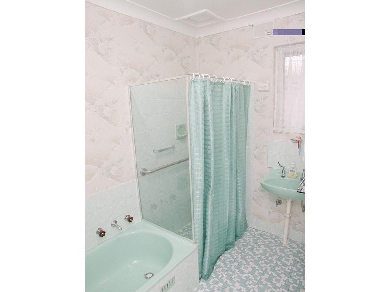 23 Collins Pde, Hackham SA 5163