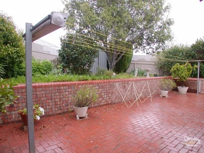 23 Collins Pde, Hackham SA 5163