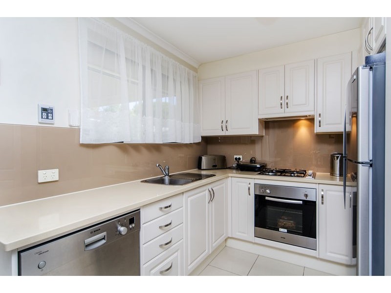 13 Parkes Avenue, Woodcroft SA 5162