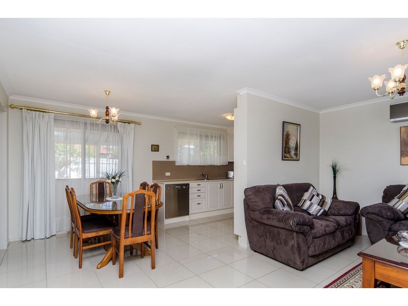 13 Parkes Avenue, Woodcroft SA 5162